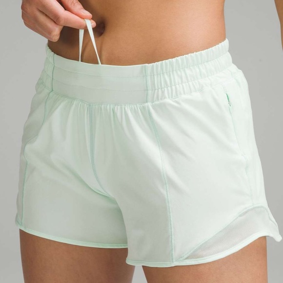 Lululemon Hotty Hot Low-Rise Lined Short 4"
Mint Moment SZ 4 - Picture 4 of 13